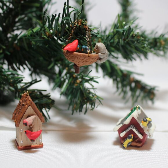 Hallmark Keepsake Ornament Miniatures "Welcome Friends" Lot of 3 - Picture 4 of 13